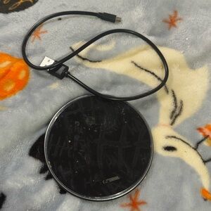 Black Joker HaHa Wireless MagSafe Charger! Excellent preowned condition